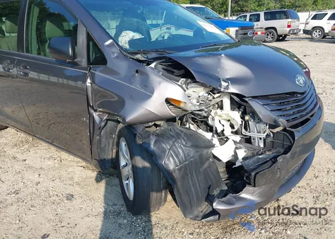 2013 Toyota Sienna L V6 7 Passenger from USA, damaged, VIN 5TDZK3DC3DS313019